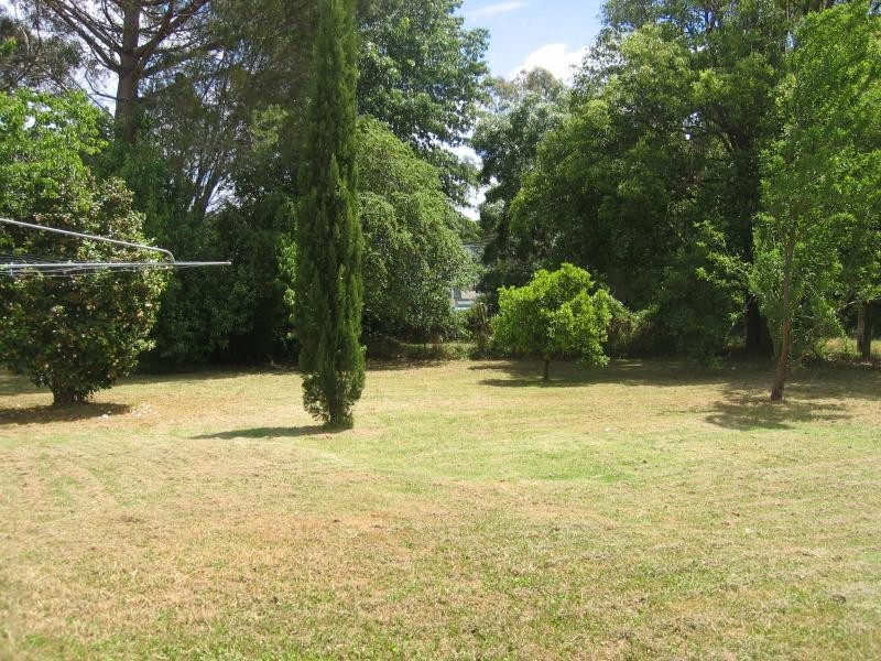 12 West Parade, Buxton NSW 2571