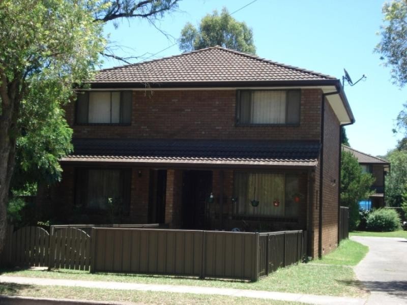 Unit 1/133 Menangle Street, Picton NSW 2571