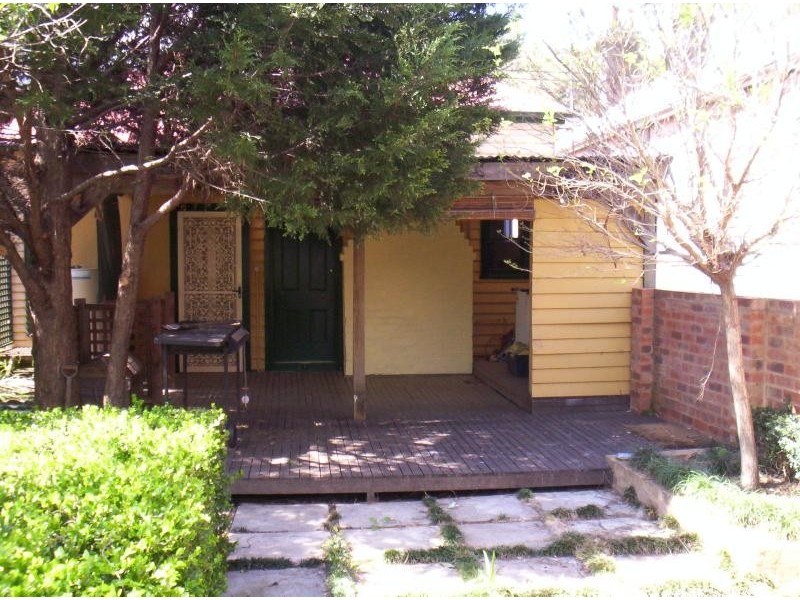 215 Menangle Street, Picton NSW 2571