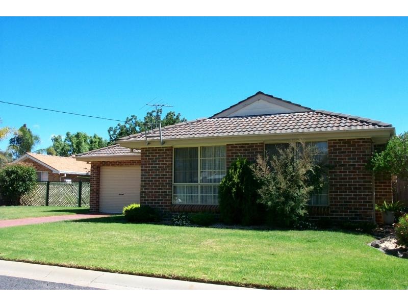 1 Breellen Close, Tahmoor NSW 2573