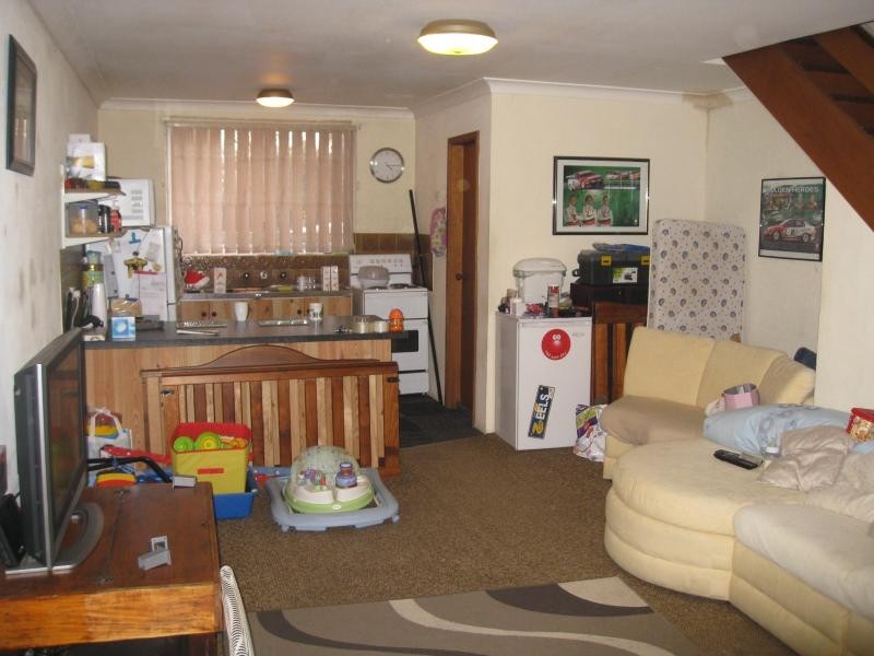 Unit 3/131 Menangle Street, Picton NSW 2571