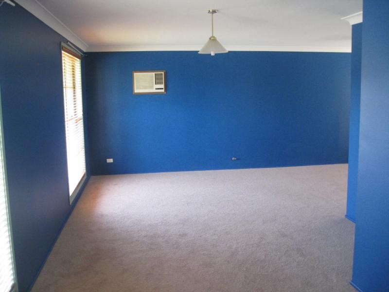 6 Ribbon Gum Place, Picton NSW 2571