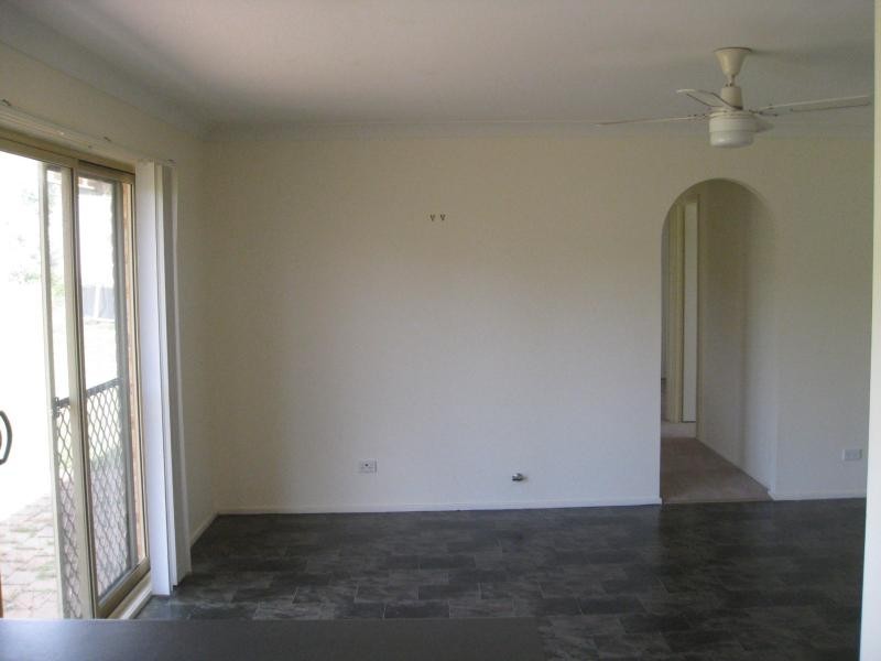 6 Ribbon Gum Place, Picton NSW 2571