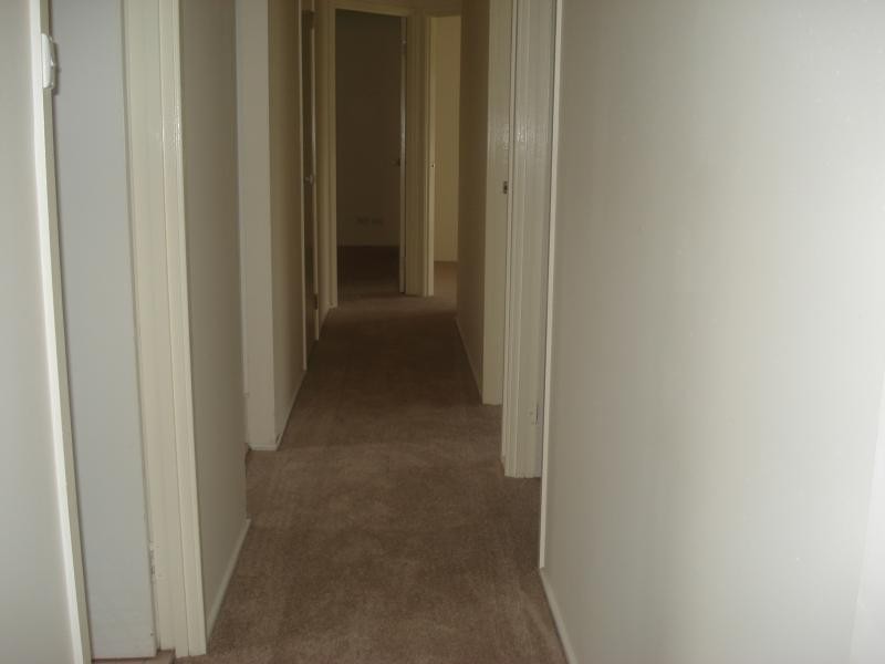 6 Ribbon Gum Place, Picton NSW 2571