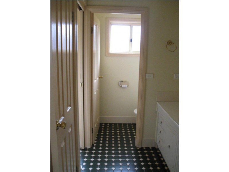 1 A Bottlebrush Avenue, Picton NSW 2571