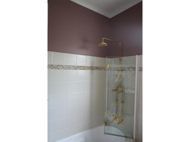 244 Argyle Street, Picton NSW 2571