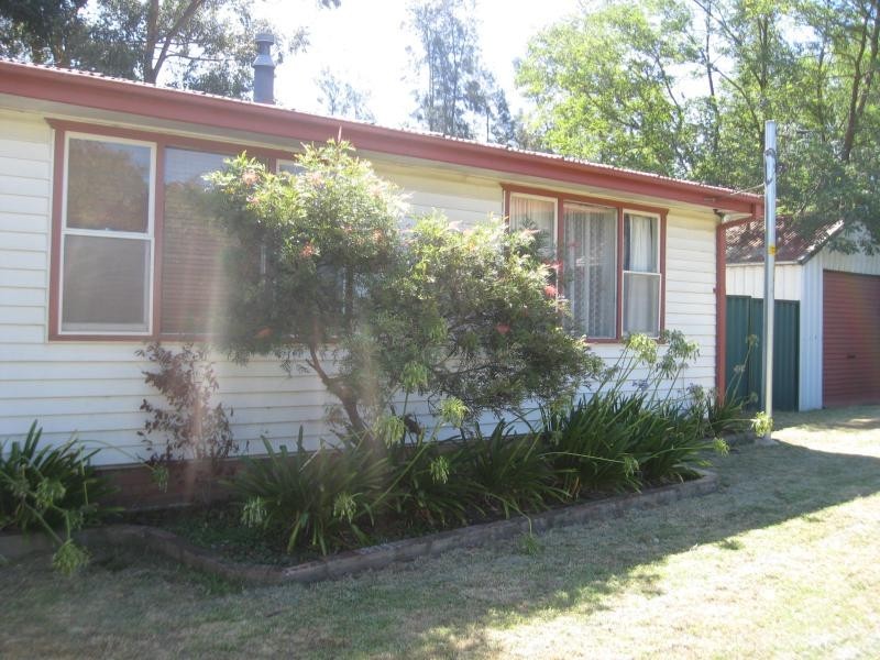 22 Campbell Street, Picton NSW 2571