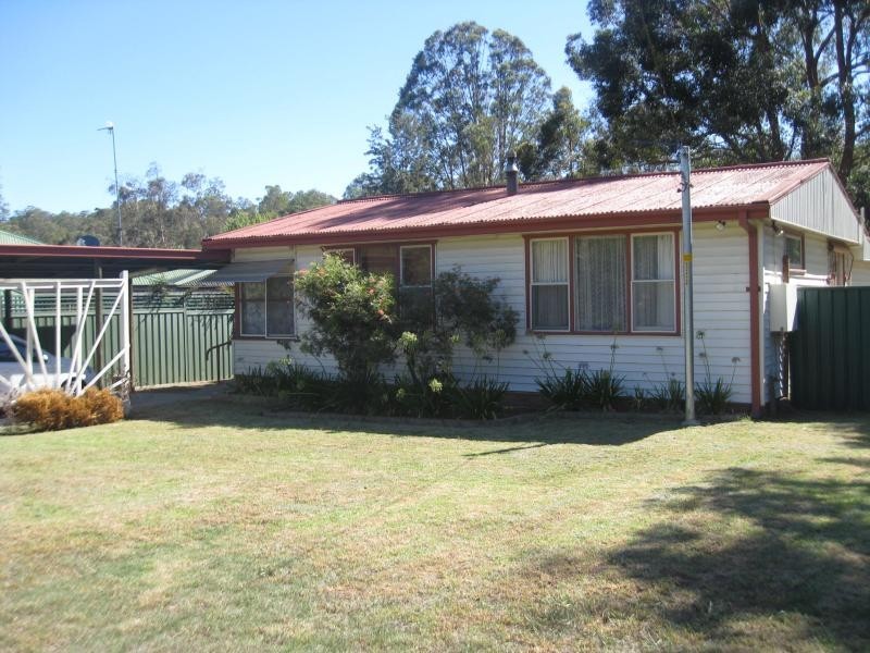 22 Campbell Street, Picton NSW 2571