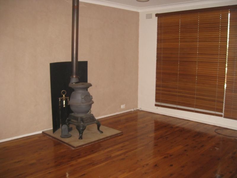 22 Campbell Street, Picton NSW 2571