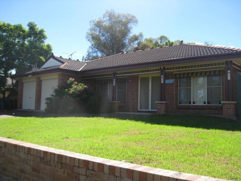 32 Abelia Street, Tahmoor NSW 2573
