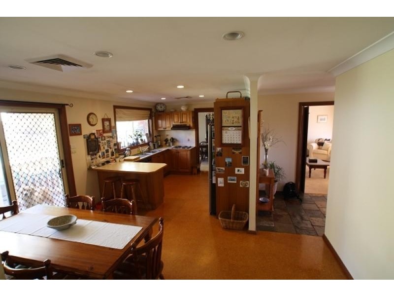 11 Wherritt Close, Picton NSW 2571