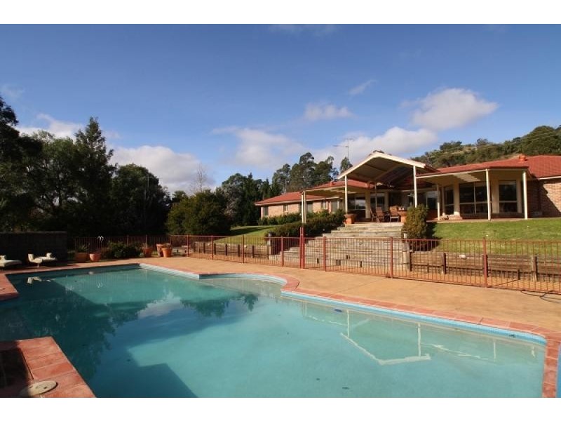 26 Jarvisfield Road, Picton NSW 2571