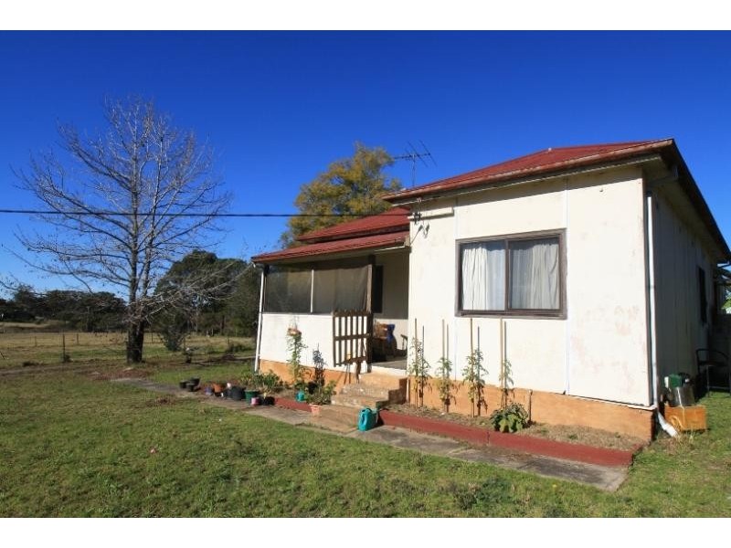 60 Bronzewing Street, Tahmoor NSW 2573