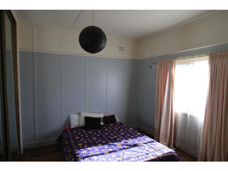 60 Bronzewing Street, Tahmoor NSW 2573