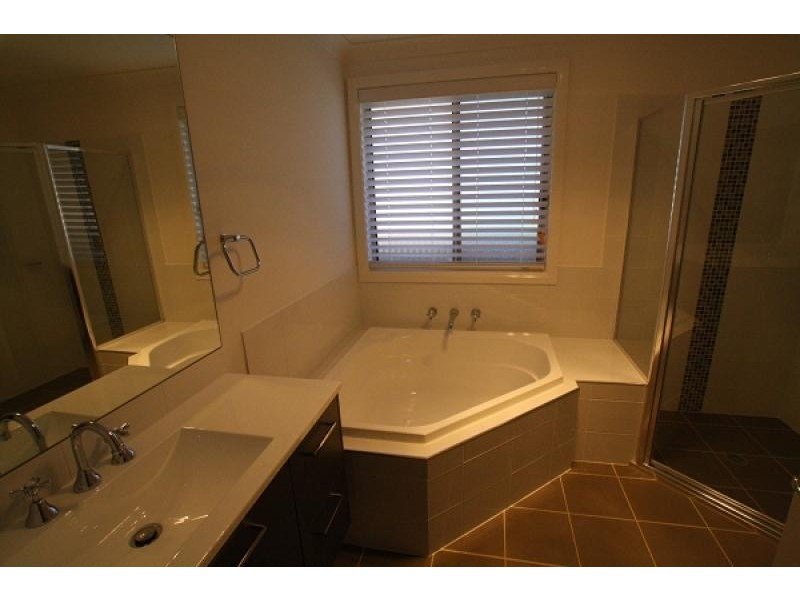 29 Progress Street, Tahmoor NSW 2573