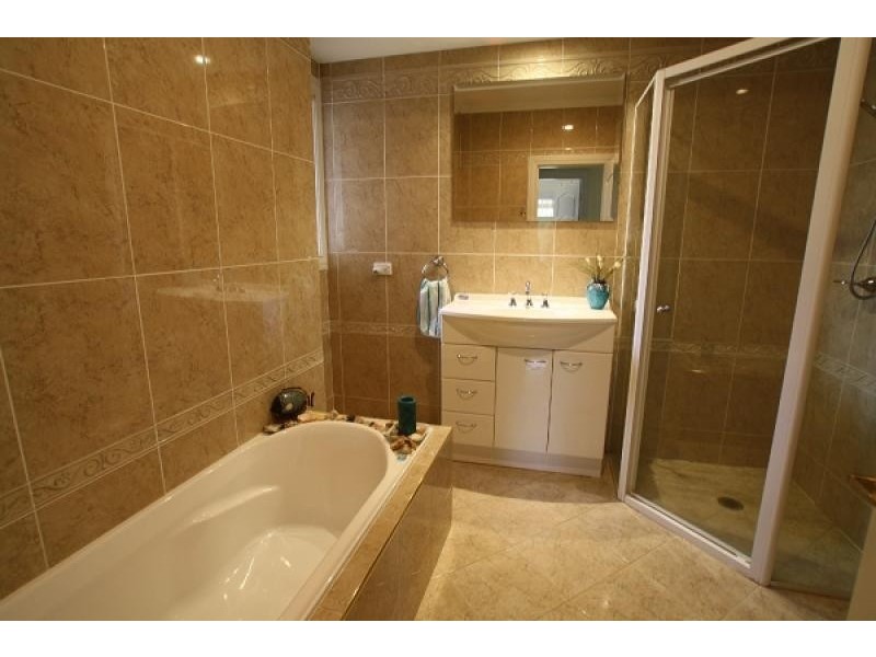 Villa1 , 104 Menangle Street, Picton NSW 2571