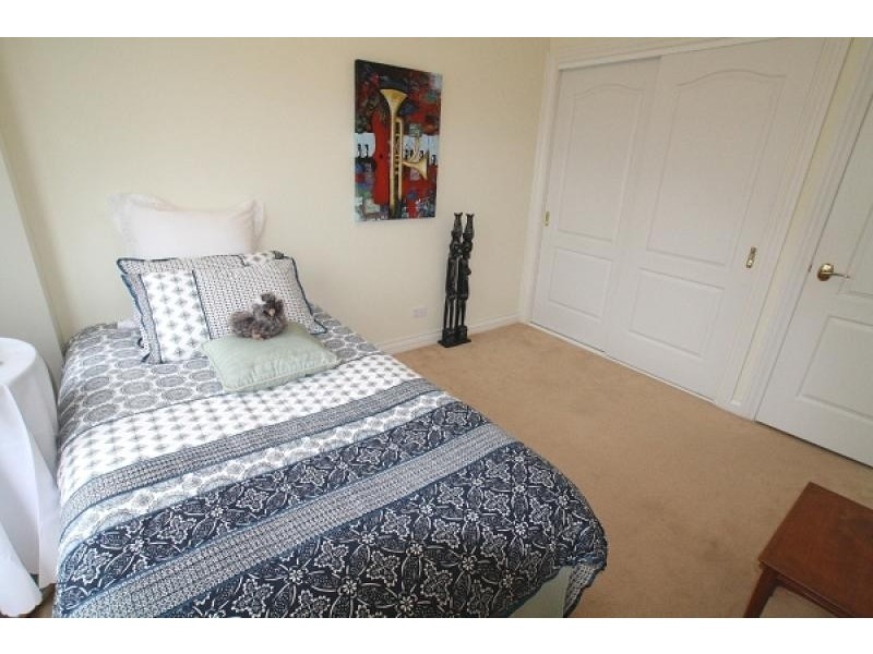 Villa1 , 104 Menangle Street, Picton NSW 2571