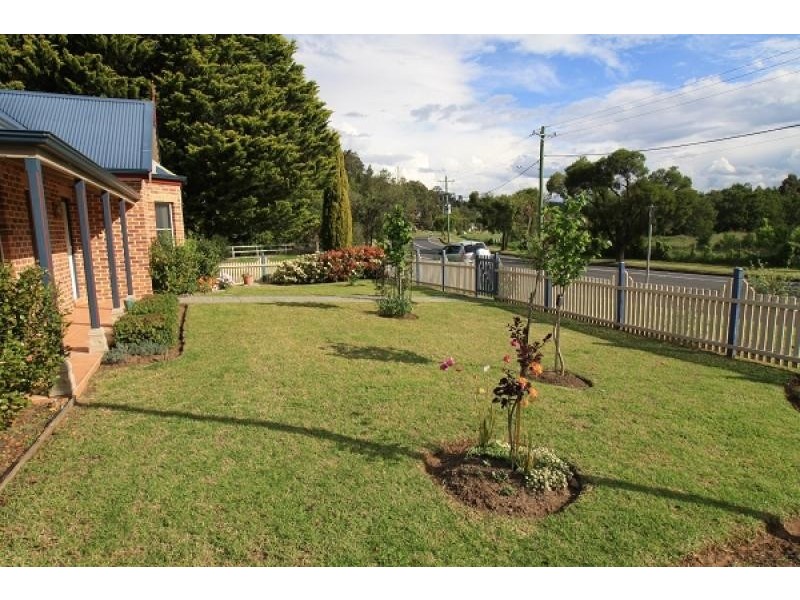 Villa1 , 104 Menangle Street, Picton NSW 2571
