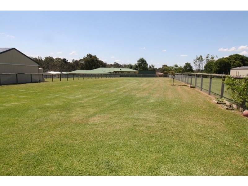 6 Milton Street, Thirlmere NSW 2572