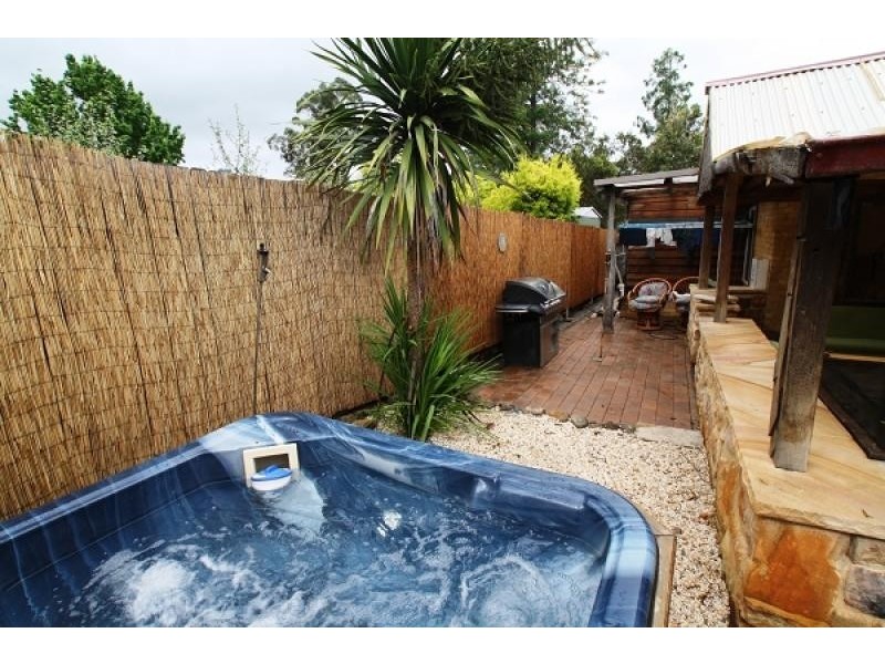 332 Bridge Street, Thirlmere NSW 2572