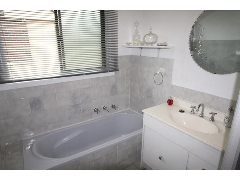 164 Menangle Street, Picton NSW 2571