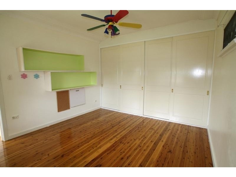24 Victoria Road, Thirlmere NSW 2572