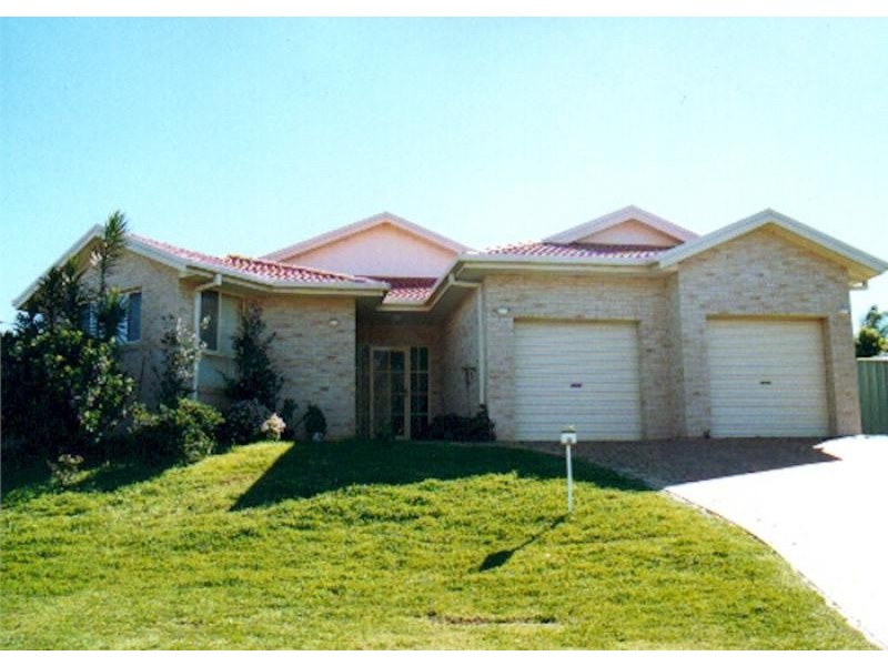 10 AMETHYST WAY, Port Macquarie NSW 2444