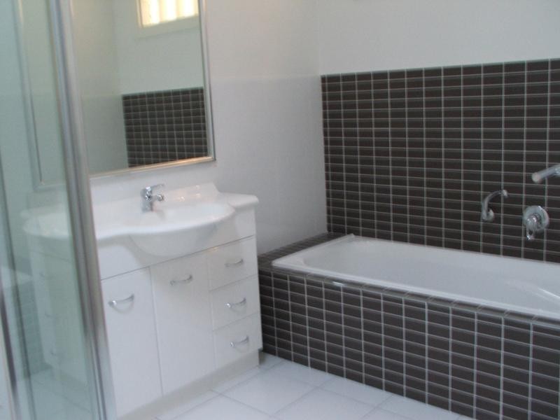 2/24 Colonial Circuit, Wauchope NSW 2446