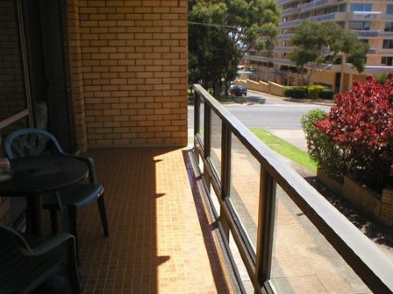 2/12 Munster Street, Port Macquarie NSW 2444