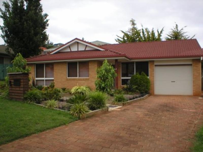 76 BURRAWONG DRIVE, Port Macquarie NSW 2444
