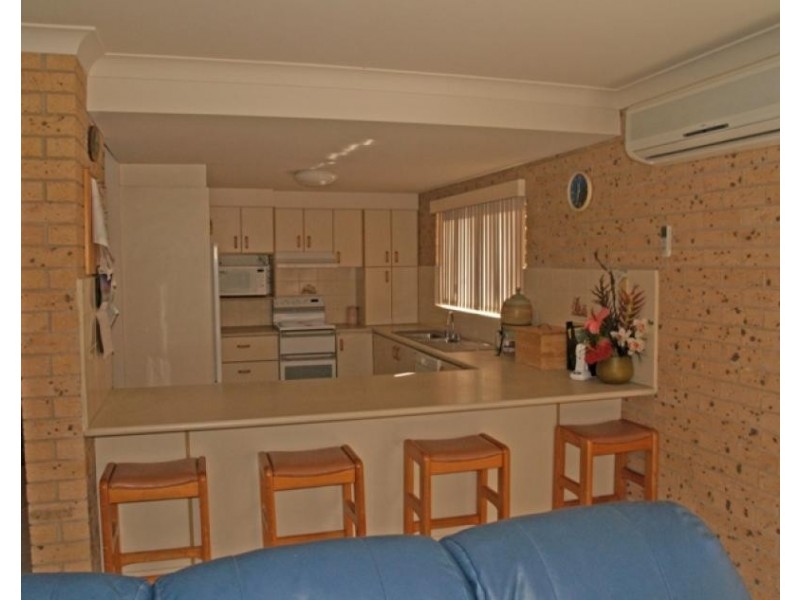 1517 Ocean Drive, Lake Cathie NSW 2445