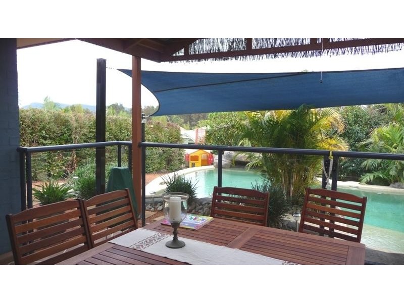 10 SOLANDER PLACE, Lake Cathie NSW 2445