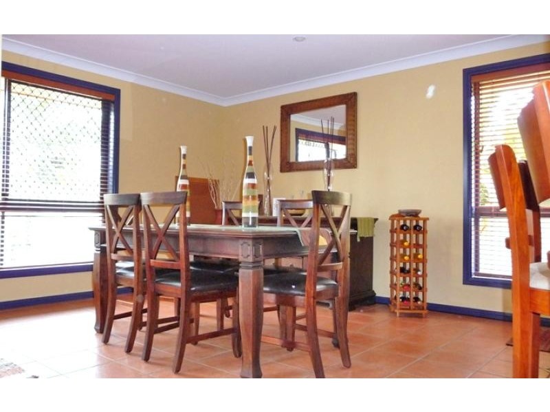 10 SOLANDER PLACE, Lake Cathie NSW 2445