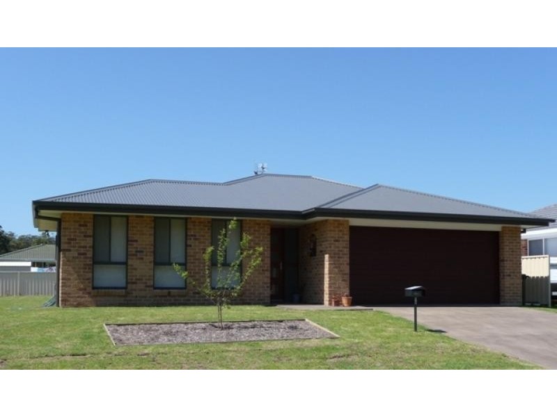 36 Colonial Circuit, Wauchope NSW 2446