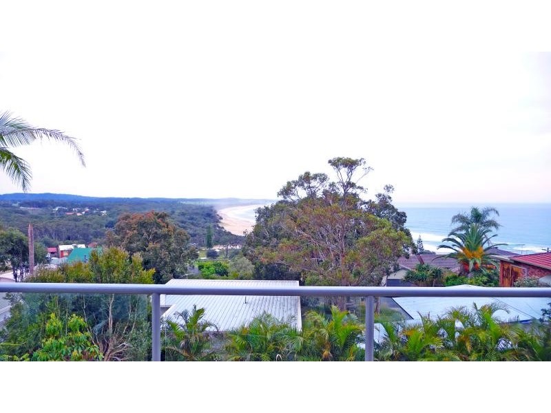 14 Short Street, Bonny Hills NSW 2445