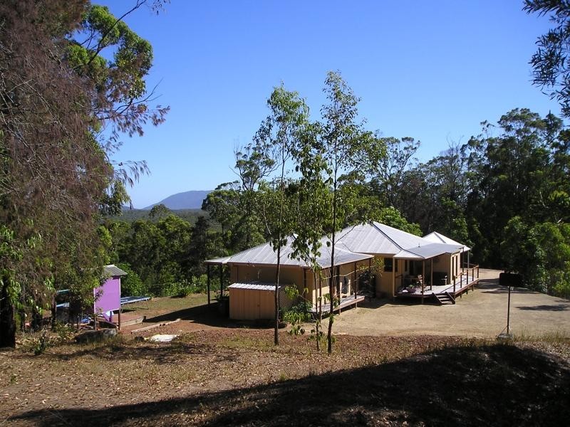 289 Long Point Drive, Lake Cathie NSW 2445
