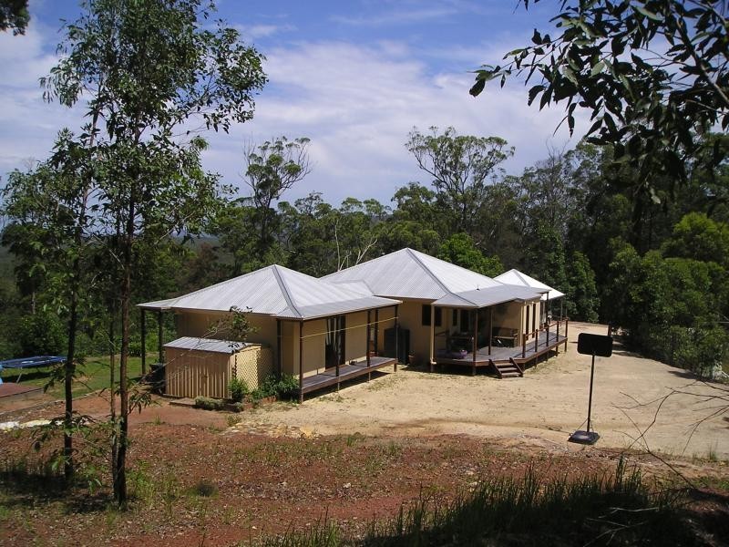 289 Long Point Drive, Lake Cathie NSW 2445