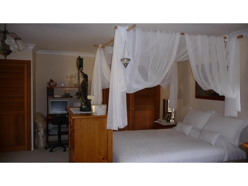 289 Long Point Drive, Lake Cathie NSW 2445
