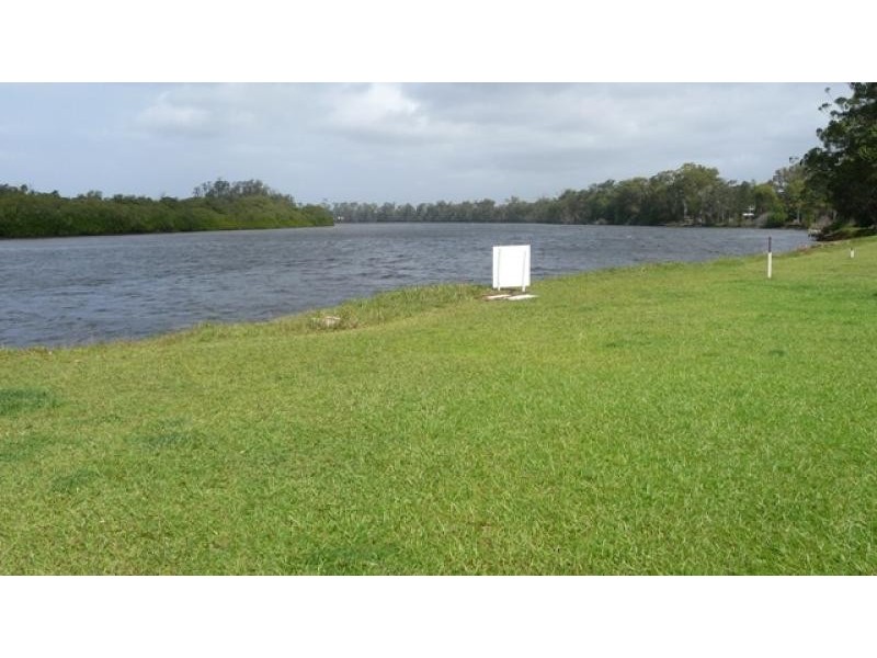 304 The Hatch Road, Blackmans Point NSW 2444