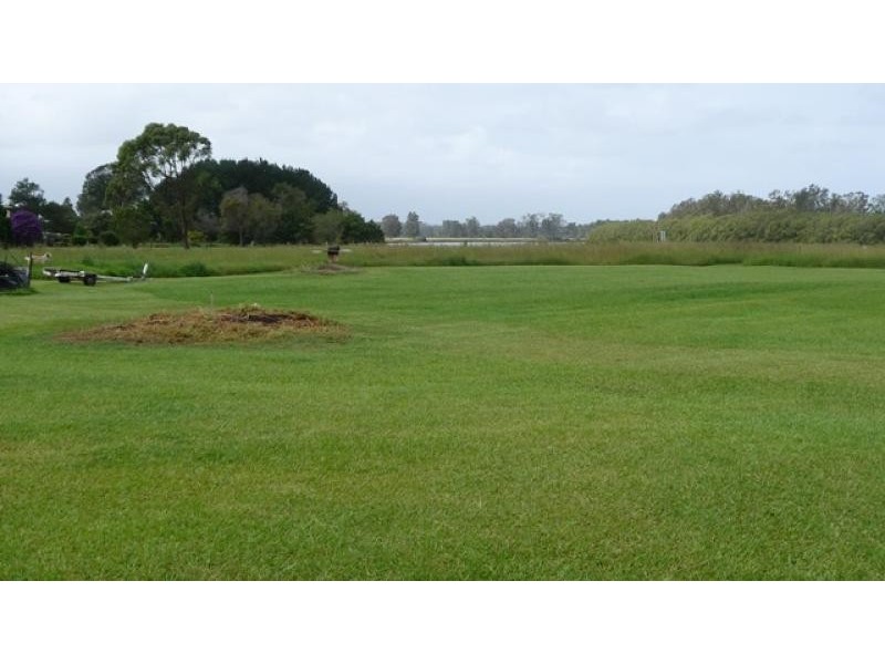 304 The Hatch Road, Blackmans Point NSW 2444