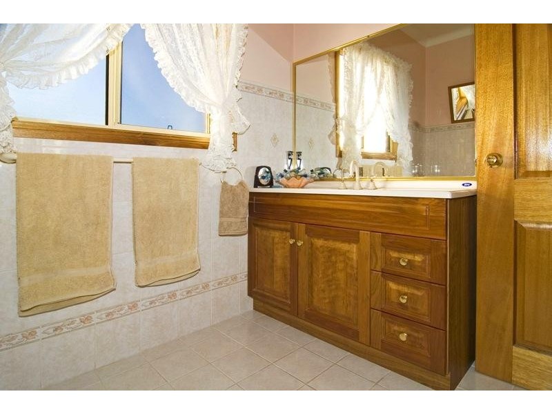 51 Berowra Place, King Creek NSW 2446
