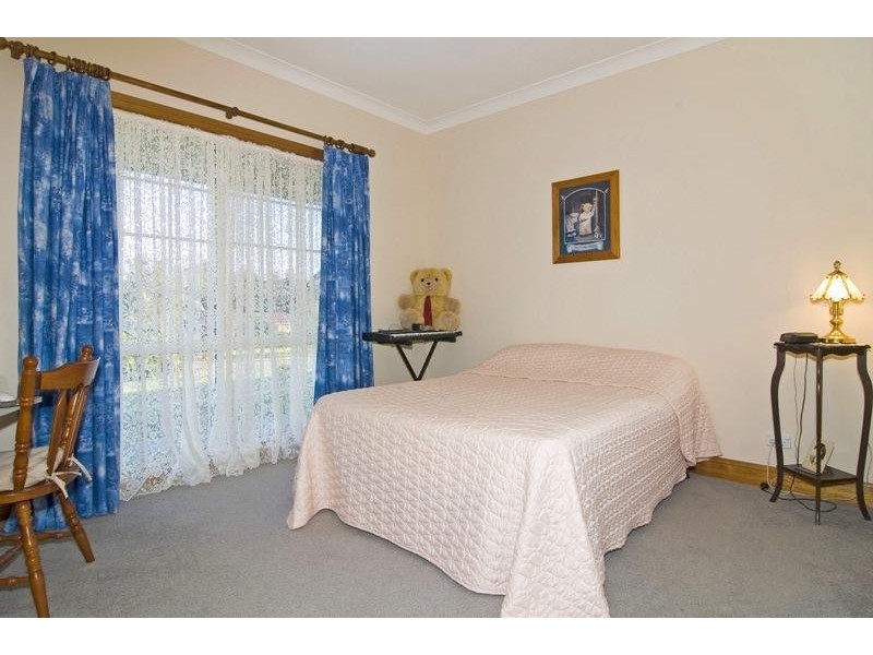 51 Berowra Place, King Creek NSW 2446