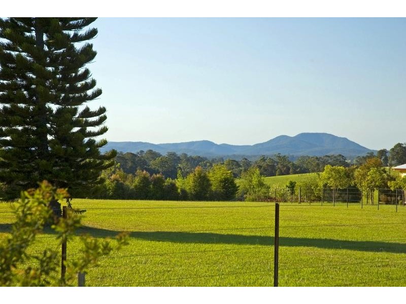 51 Berowra Place, King Creek NSW 2446