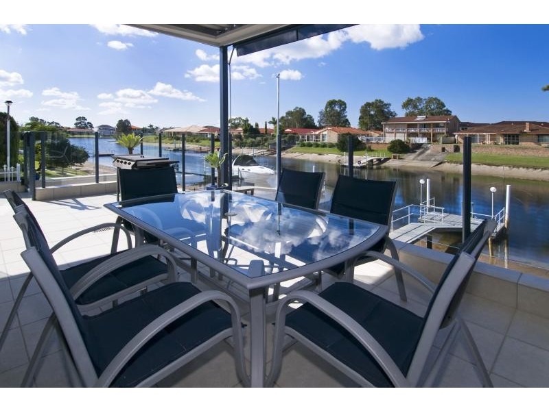 La Grandera 2/4 Sirius Close, Port Macquarie NSW 2444