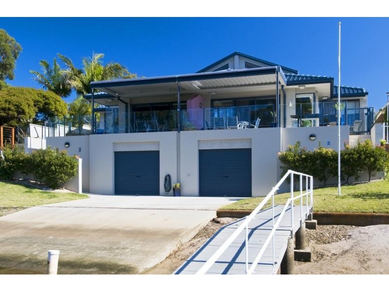 La Grandera 2/4 Sirius Close, Port Macquarie NSW 2444