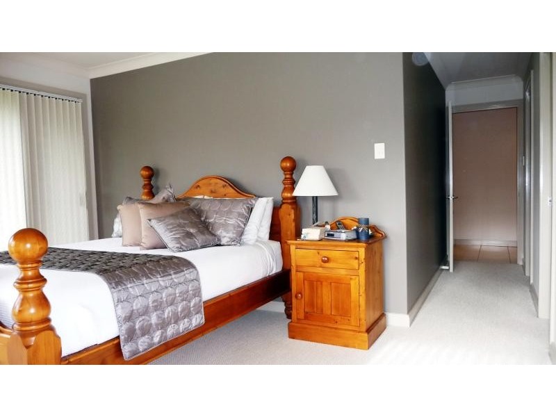 6 Athena Place, King Creek NSW 2446