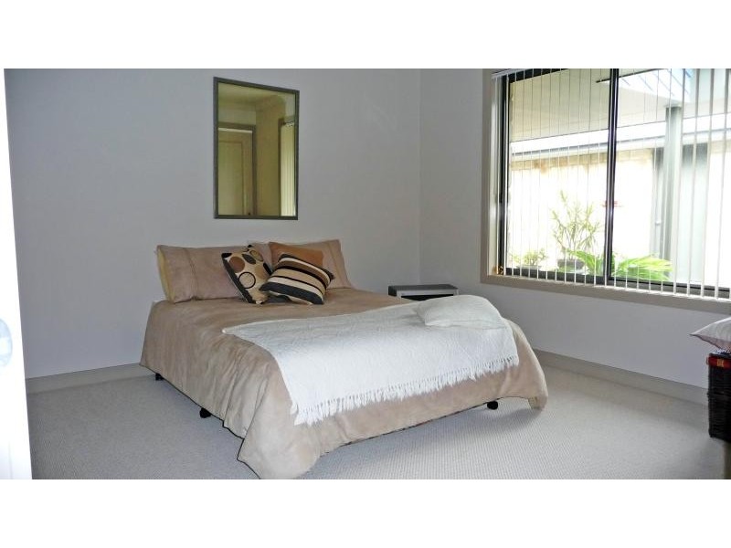 6 Athena Place, King Creek NSW 2446