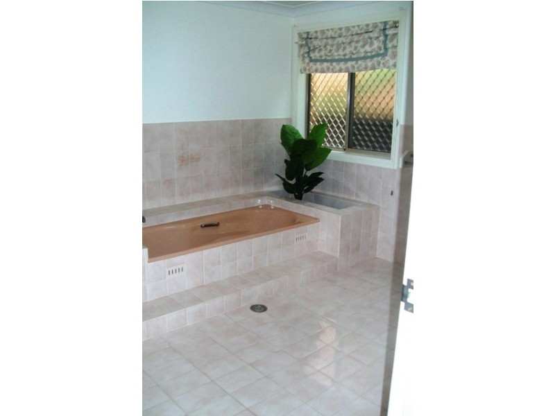 24 Laguna Place, Port Macquarie NSW 2444