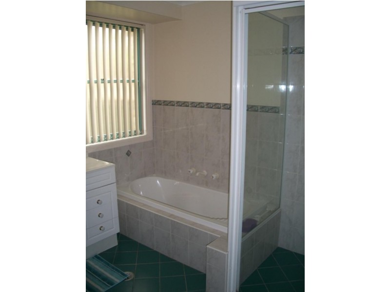 33 Yarra Avenue, Port Macquarie NSW 2444