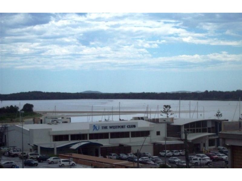 30/27 Waugh Street, Port Macquarie NSW 2444